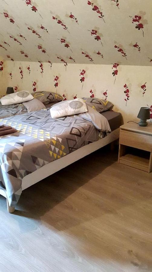 Les Jumeaux Apartment Granges-sur-Vologne Luaran gambar